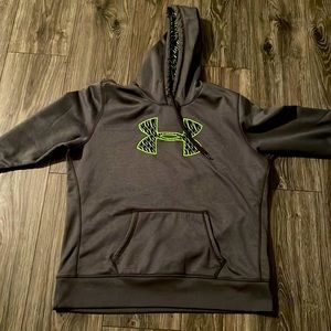 Under Armour sweatshirt